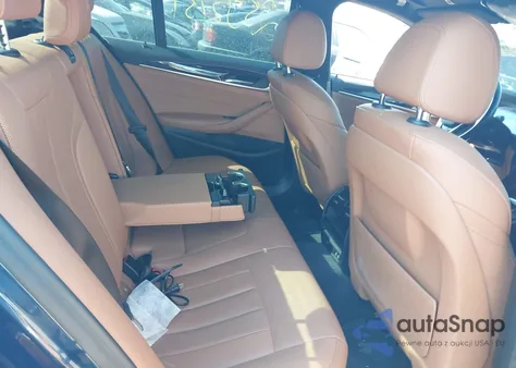 2021 BMW 530 Xi z USA, uszkodzony, nr VIN WBA13BJ0XMWX19469